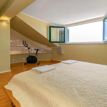 2 Bedroom Gorgeous In